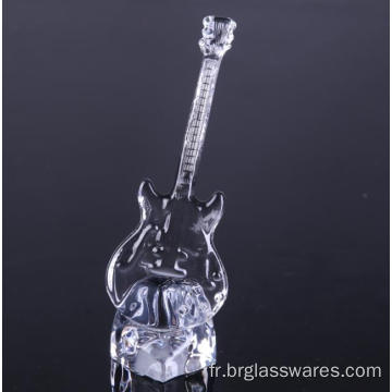 Verrerie décorative en forme de guitare en verre pressé à la main